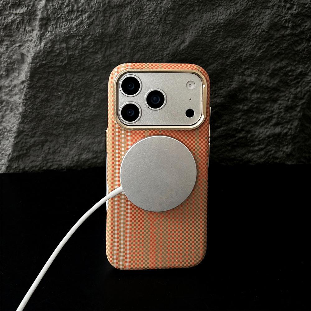 Kevlar Magnetic iPhone Case with Military-Grade Protection