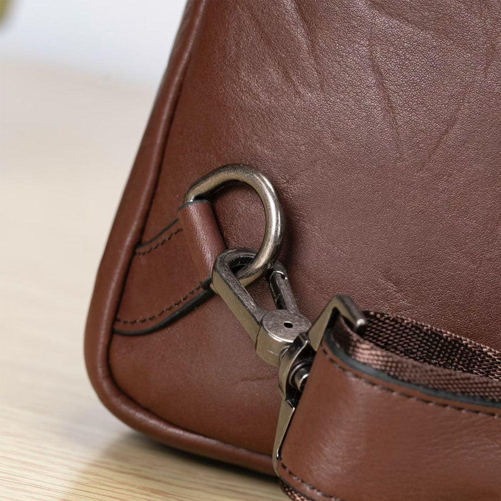 LuxeLatch Leather Shoulder Bag - Moderno Collections